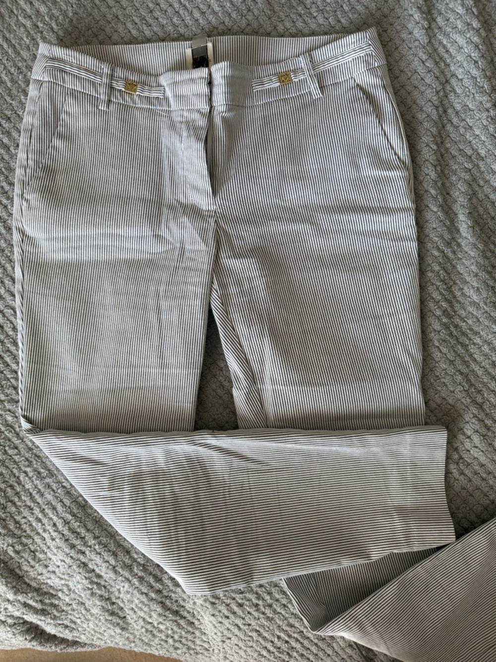 Anne Klein Navy and White Pinstripe Cropped Pants